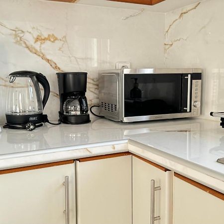Sunny Apartment For Couples & Friends In Centre Héraklion Extérieur photo
