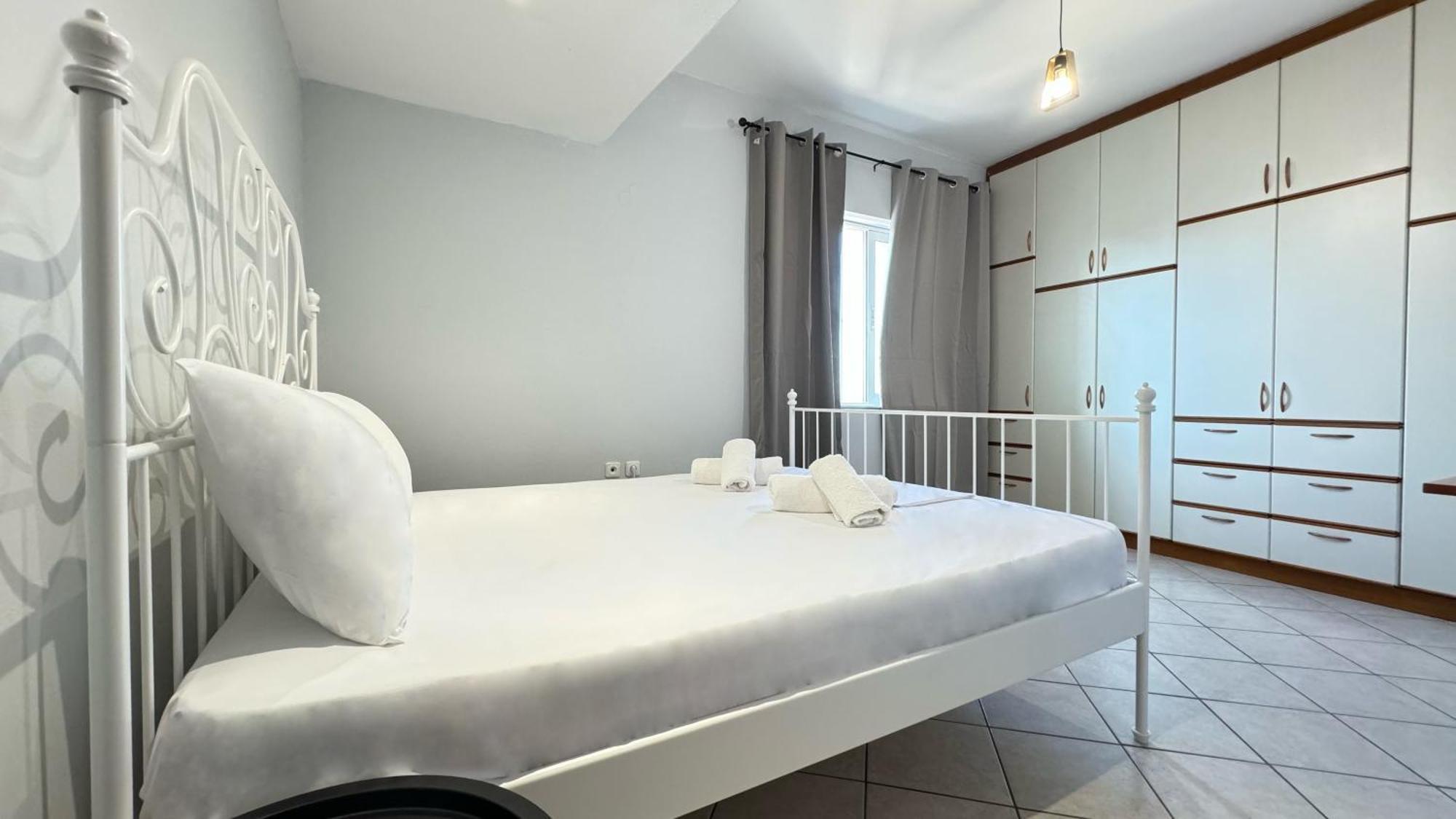 Sunny Apartment For Couples & Friends In Centre Héraklion Extérieur photo